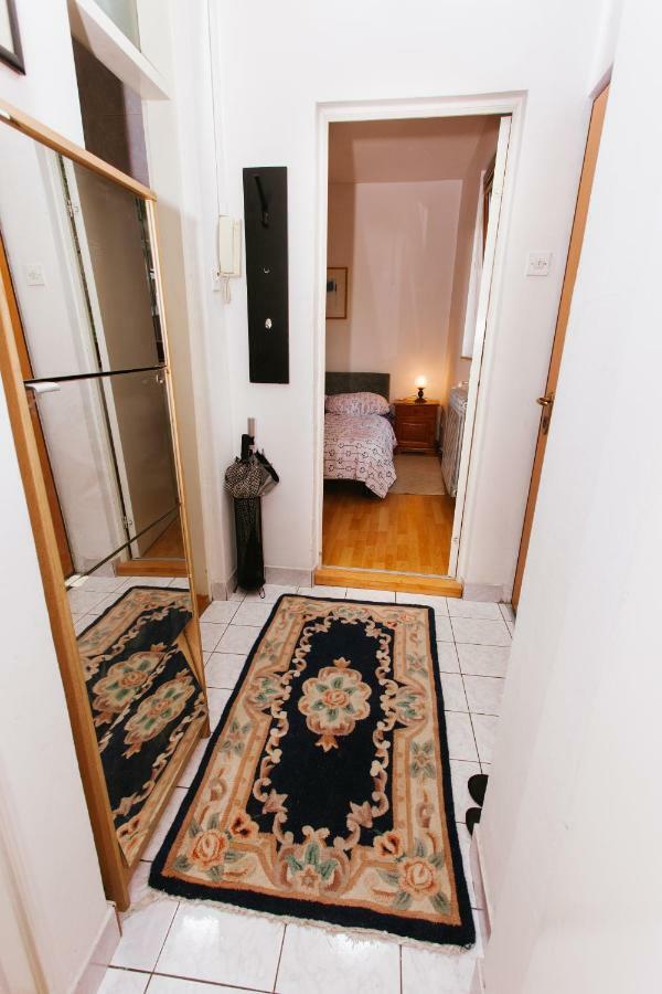 Apartment Ovcina Garden View *